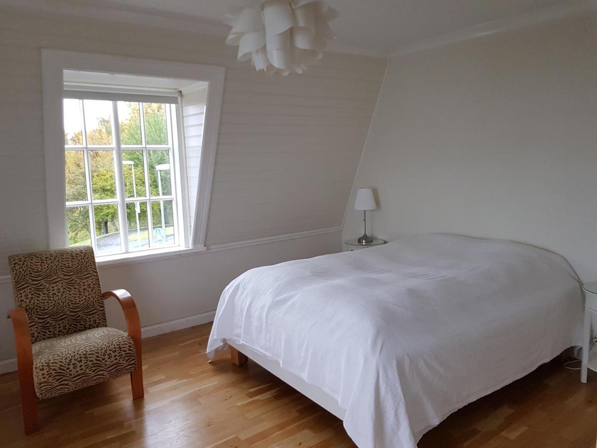 Fe Gisting Hotel Akureyri Bagian luar foto