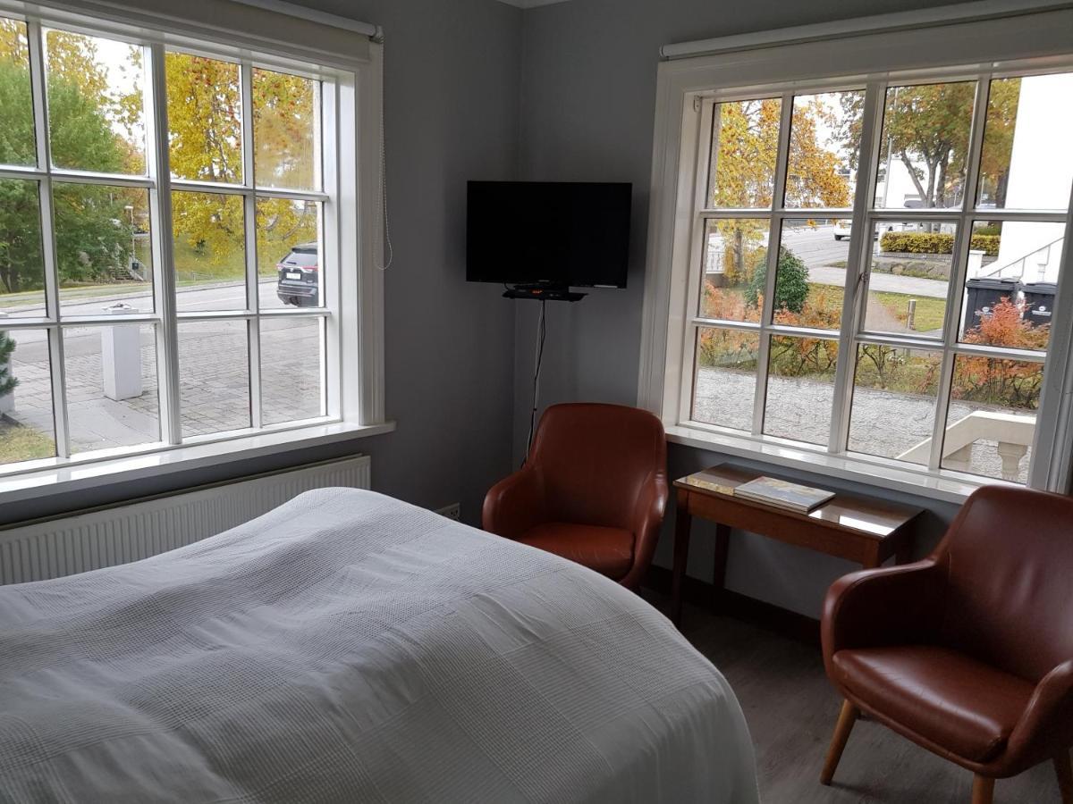 Fe Gisting Hotel Akureyri Bagian luar foto