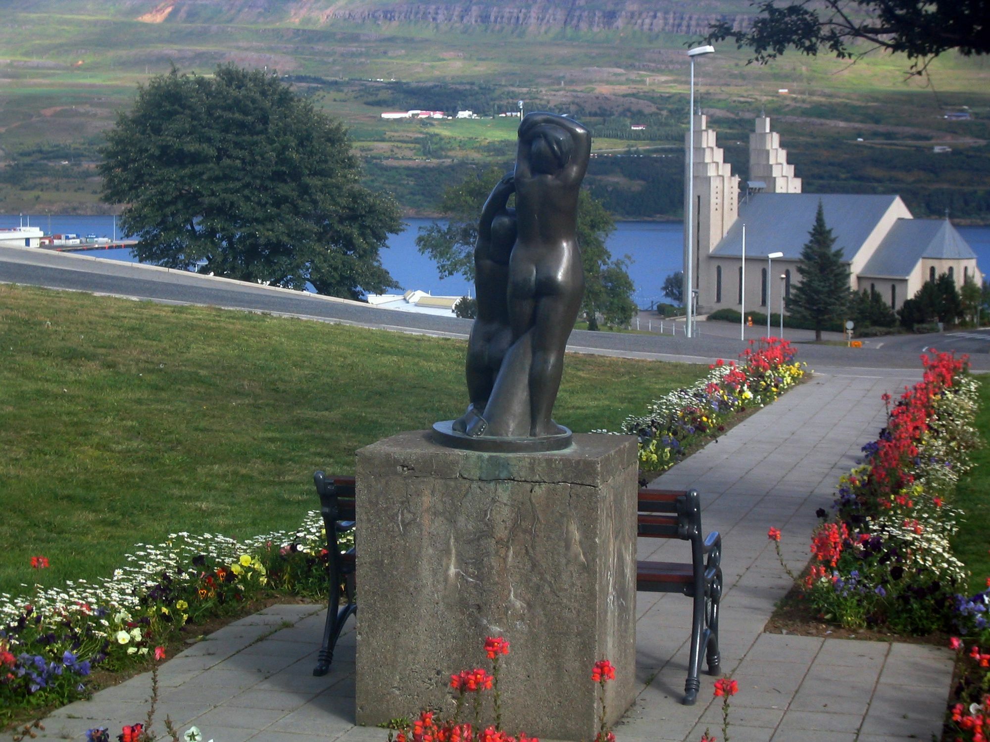 Fe Gisting Hotel Akureyri Bagian luar foto